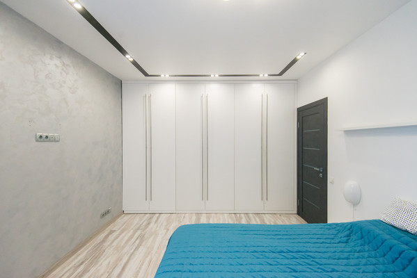 Продам трехкомнатную (3-комн.) квартиру, Доломановский пер, 19, Ростов-на-Дону г