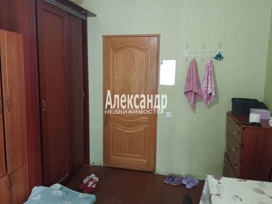 Продам комнату в 10-комн. квартире, Невский пр-кт, 156, Санкт-Петербург г