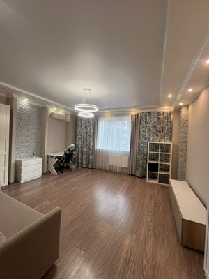 Продам двухкомнатную (2-комн.) квартиру, Монтажников ул, 14, Краснодар г