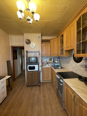 Продам двухкомнатную (2-комн.) квартиру, Каширское ш, 94к2, Москва г