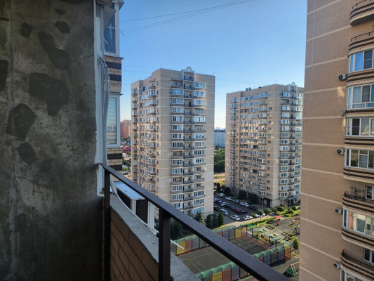 Продам однокомнатную (1-комн.) квартиру, Круговая ул, 4Вк3, Краснодар г