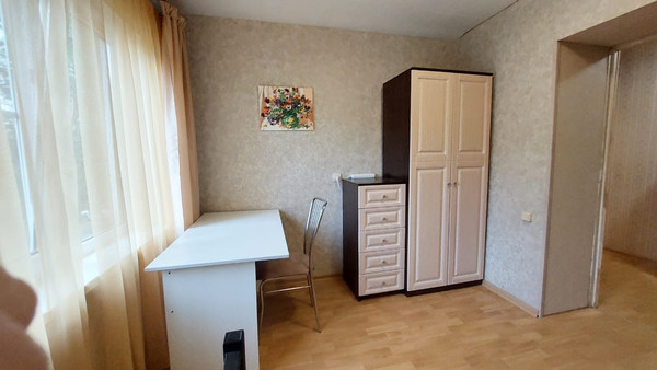 Продам двухкомнатную (2-комн.) квартиру, им. Селезнева ул, 80, Краснодар г