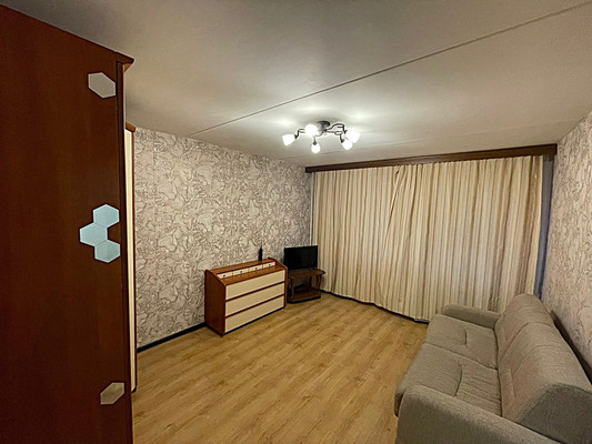 Продам однокомнатную (1-комн.) квартиру, Зеленоградская ул, 35к1, Москва г