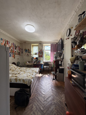 Продам 2-комн. в 4-комн. квартире, Среднеохтинский пр-кт, 19к19, Санкт-Петербург г