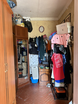 Продам 2-комн. в 4-комн. квартире, Среднеохтинский пр-кт, 19к19, Санкт-Петербург г