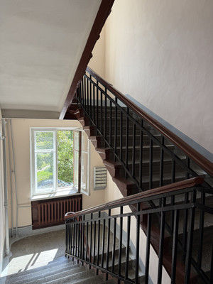 Продам 2-комн. в 4-комн. квартире, Среднеохтинский пр-кт, 19к19, Санкт-Петербург г