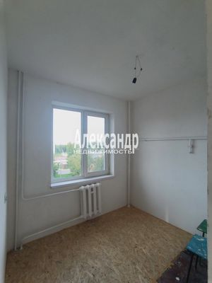 Продам однокомнатную (1-комн.) квартиру, Садовая ул, 1, Большие Колпаны д