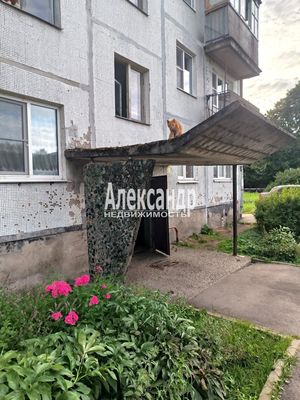 Продам однокомнатную (1-комн.) квартиру, Садовая ул, 1, Большие Колпаны д