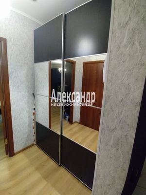 Продам однокомнатную (1-комн.) квартиру, Авиаторов Балтики пр-кт, 17, Мурино п