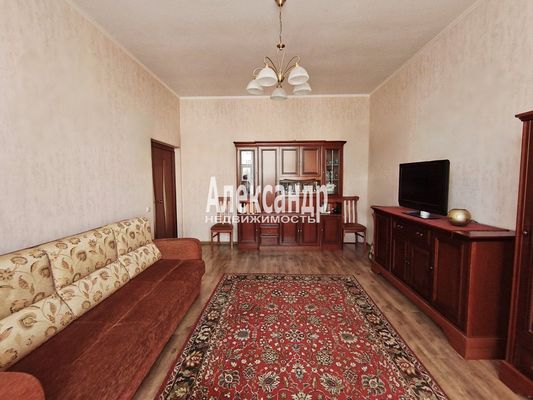 Продам двухкомнатную (2-комн.) квартиру, Ленина пр-кт, 18, Выборг г