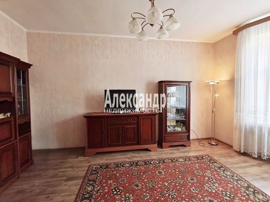 Продам двухкомнатную (2-комн.) квартиру, Ленина пр-кт, 18, Выборг г