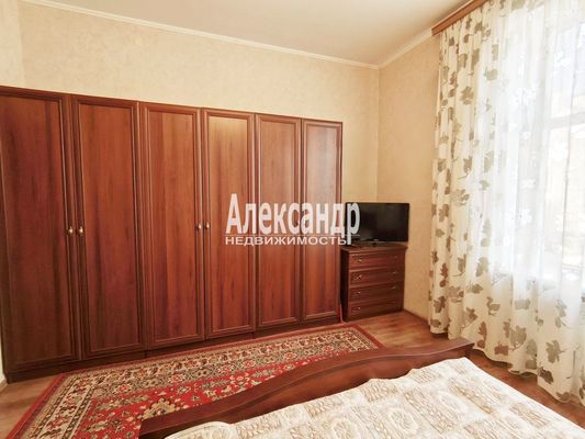 Продам двухкомнатную (2-комн.) квартиру, Ленина пр-кт, 18, Выборг г