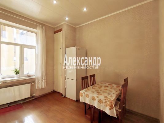 Продам двухкомнатную (2-комн.) квартиру, Ленина пр-кт, 18, Выборг г