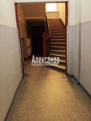 Продам двухкомнатную (2-комн.) квартиру, Ленина пр-кт, 18, Выборг г