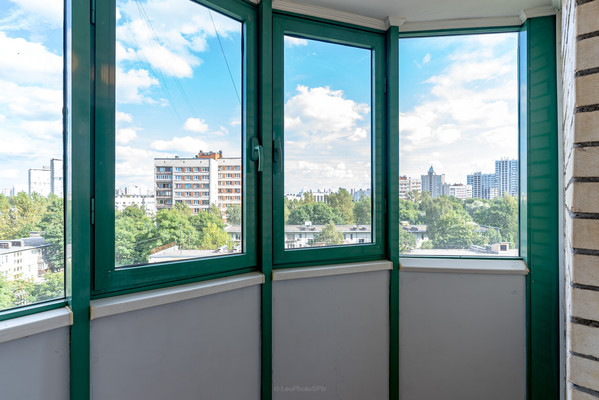 Продам трехкомнатную (3-комн.) квартиру, Варшавская ул, 69Ак3, Санкт-Петербург г