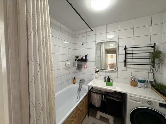 Продам двухкомнатную (2-комн.) квартиру, лётчика Ларюшина ул, 20, Люберцы г