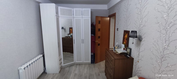 Продам многокомнатную квартиру, Тверская ул, 33, Колпино г