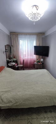 Продам многокомнатную квартиру, Тверская ул, 33, Колпино г