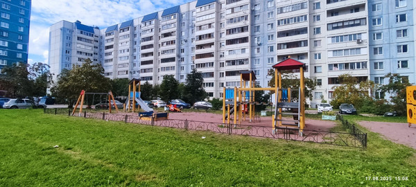 Продам многокомнатную квартиру, Тверская ул, 33, Колпино г