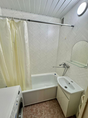 Продам однокомнатную (1-комн.) квартиру, Шишкова ул, 142/5, Воронеж г