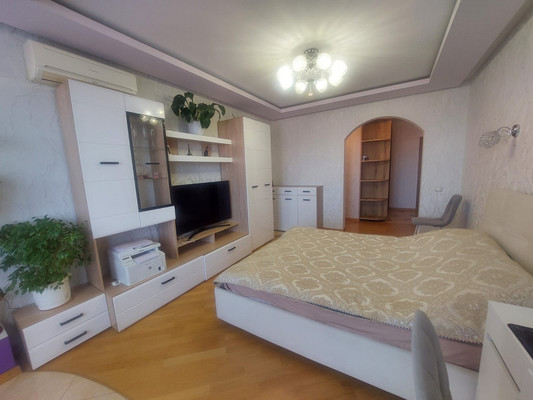 Продам трехкомнатную (3-комн.) квартиру, Подольская ул, 3А, Северово д