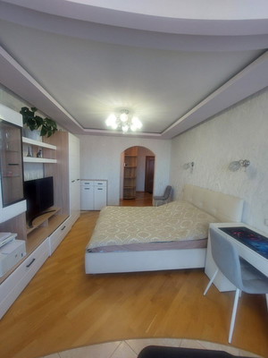 Продам трехкомнатную (3-комн.) квартиру, Подольская ул, 3А, Северово д