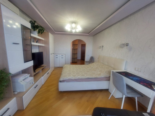 Продам трехкомнатную (3-комн.) квартиру, Подольская ул, 3А, Северово д