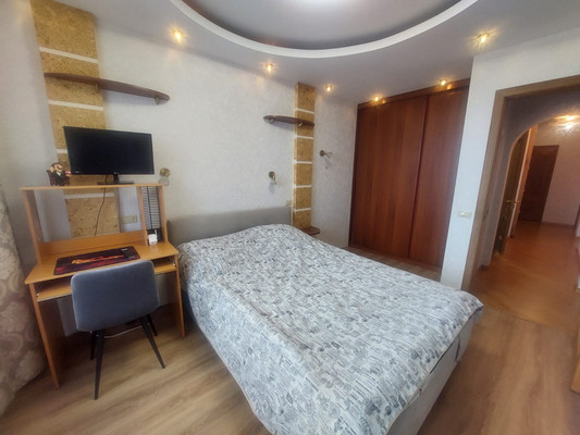 Продам трехкомнатную (3-комн.) квартиру, Подольская ул, 3А, Северово д