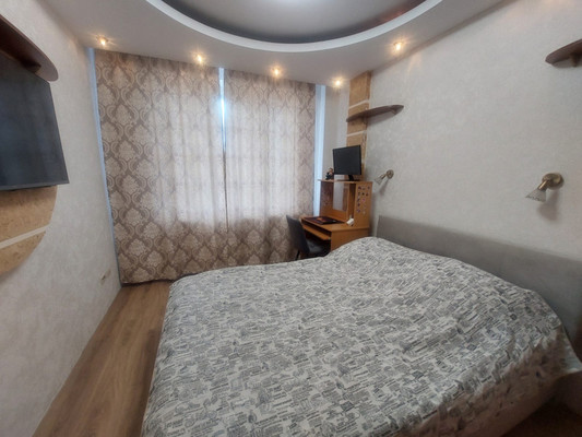 Продам трехкомнатную (3-комн.) квартиру, Подольская ул, 3А, Северово д