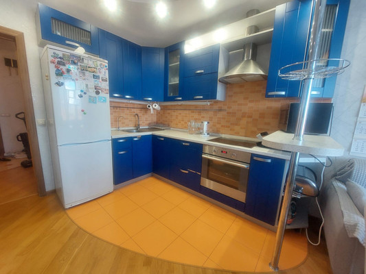 Продам трехкомнатную (3-комн.) квартиру, Подольская ул, 3А, Северово д
