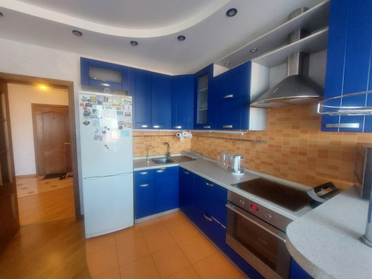 Продам трехкомнатную (3-комн.) квартиру, Подольская ул, 3А, Северово д