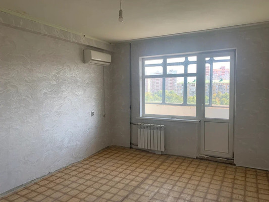 Продам однокомнатную (1-комн.) квартиру, Уральская ул, 180, Краснодар г