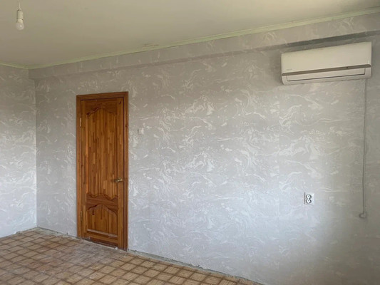 Продам однокомнатную (1-комн.) квартиру, Уральская ул, 180, Краснодар г
