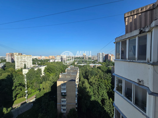 Продам однокомнатную (1-комн.) квартиру, Черепановых проезд, 36, Москва г