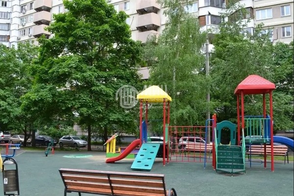 Продам однокомнатную (1-комн.) квартиру, Черепановых проезд, 36, Москва г