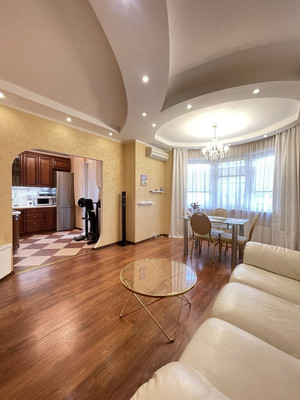 Продам двухкомнатную (2-комн.) квартиру, Маршала Савицкого ул, 16к1, Москва г