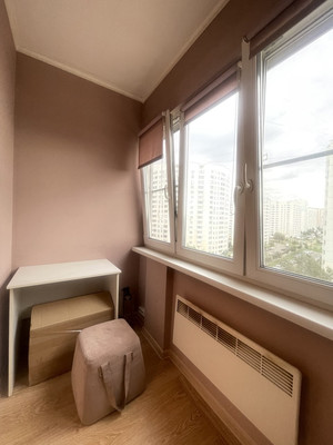 Продам двухкомнатную (2-комн.) квартиру, Маршала Савицкого ул, 16к1, Москва г