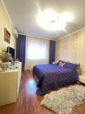 Продам двухкомнатную (2-комн.) квартиру, Маршала Савицкого ул, 16к1, Москва г