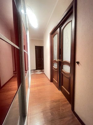 Продам двухкомнатную (2-комн.) квартиру, Маршала Савицкого ул, 16к1, Москва г