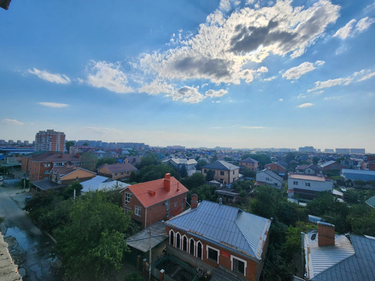 Продам двухкомнатную (2-комн.) квартиру, Российская ул, 337, Краснодар г