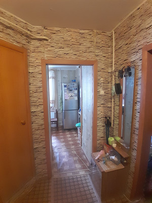 Продам двухкомнатную (2-комн.) квартиру, Энтузиастов ул, 33, Волгодонск г