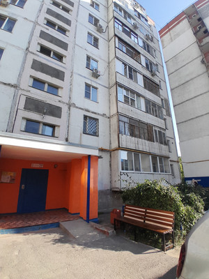 Продам двухкомнатную (2-комн.) квартиру, Энтузиастов ул, 33, Волгодонск г