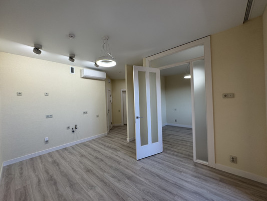 Продам однокомнатную (1-комн.) квартиру, Аллея Дружбы ул, 10ка, Заозерное пгт