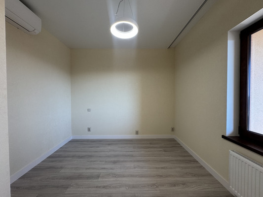 Продам однокомнатную (1-комн.) квартиру, Аллея Дружбы ул, 10ка, Заозерное пгт