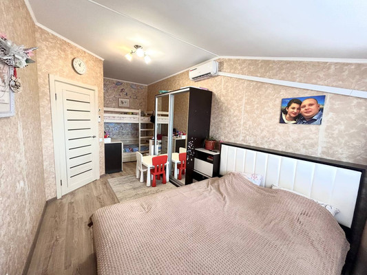 Продам однокомнатную (1-комн.) квартиру, Ковыльная ул, 94, Симферополь г