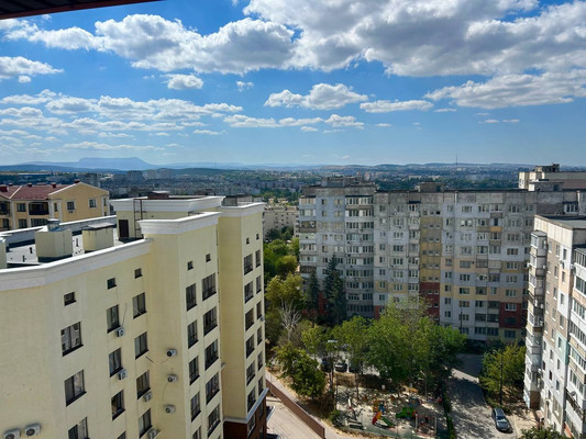 Продам однокомнатную (1-комн.) квартиру, Ковыльная ул, 94, Симферополь г