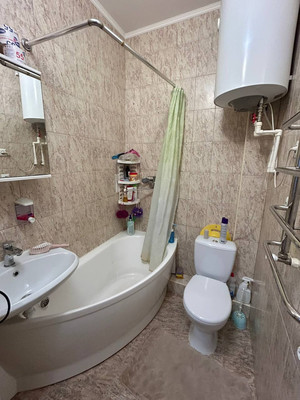 Продам однокомнатную (1-комн.) квартиру, Ковыльная ул, 94, Симферополь г