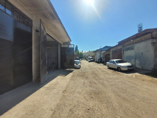 Продам гараж 129 м2, Фурманова ул, 127, Нальчик г