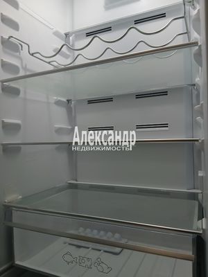 Продам трехкомнатную (3-комн.) квартиру, Рубинштейна ул, 12, Санкт-Петербург г