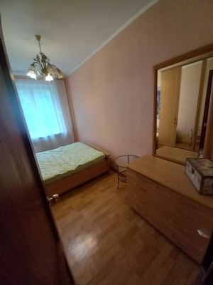 Продам трехкомнатную (3-комн.) квартиру, Звёздный б-р, 14, Москва г